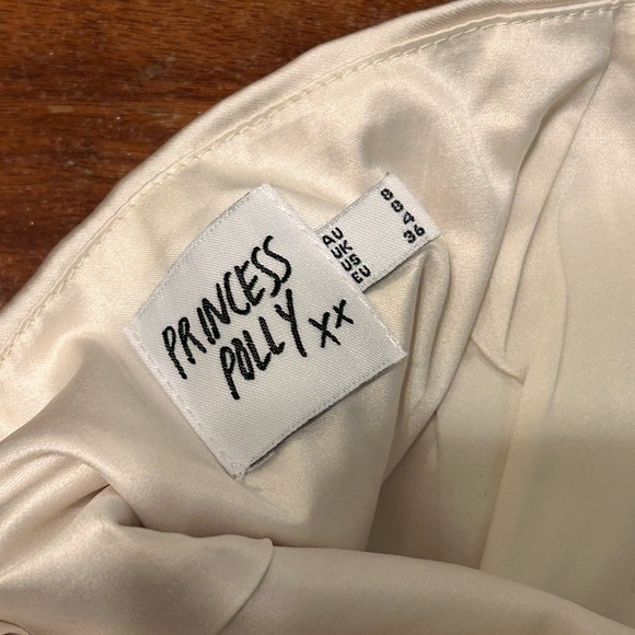 Princess Polly Cream Lace Detail Top - Picture 3 of 3